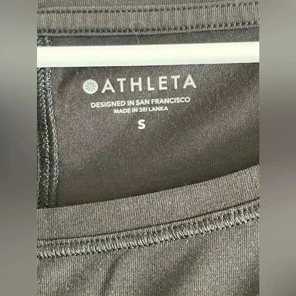 Athleta Essence Flow Top - Picture 7 of 9